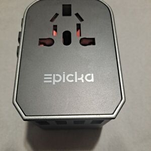 Epicka Universal Travel Adapter TA-105